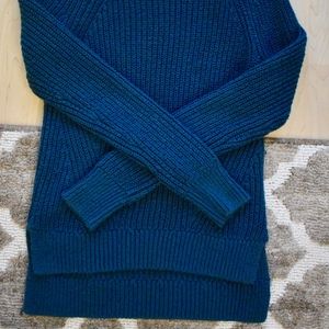 Abercrombie & Fitch Blue Sweater